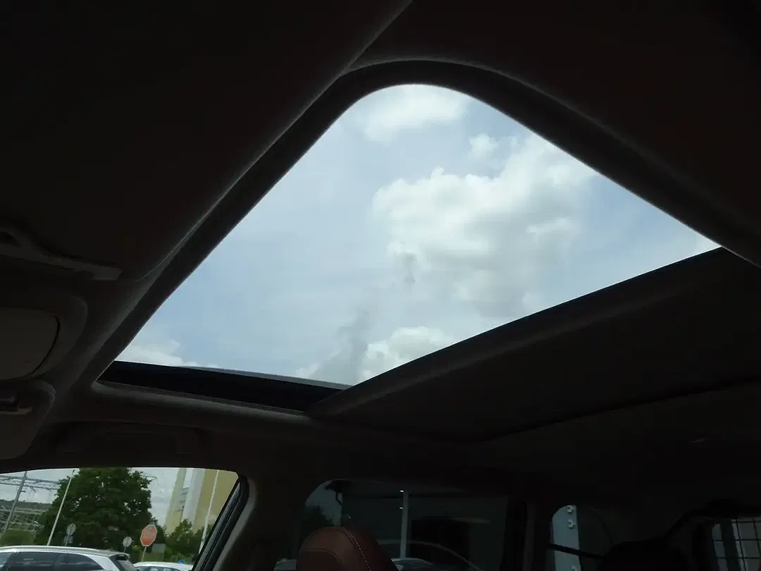 Subaru Forester Platinum - Thumbnail 5