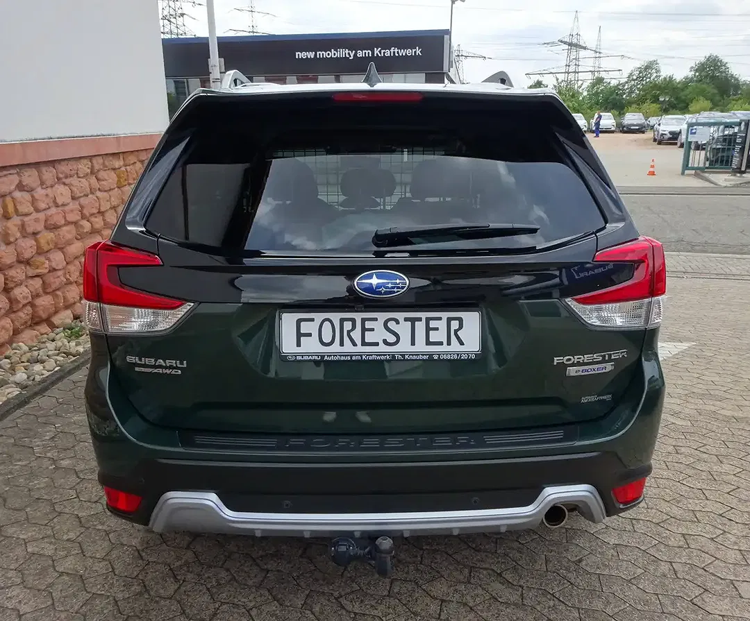 Subaru Forester Platinum - Thumbnail 8