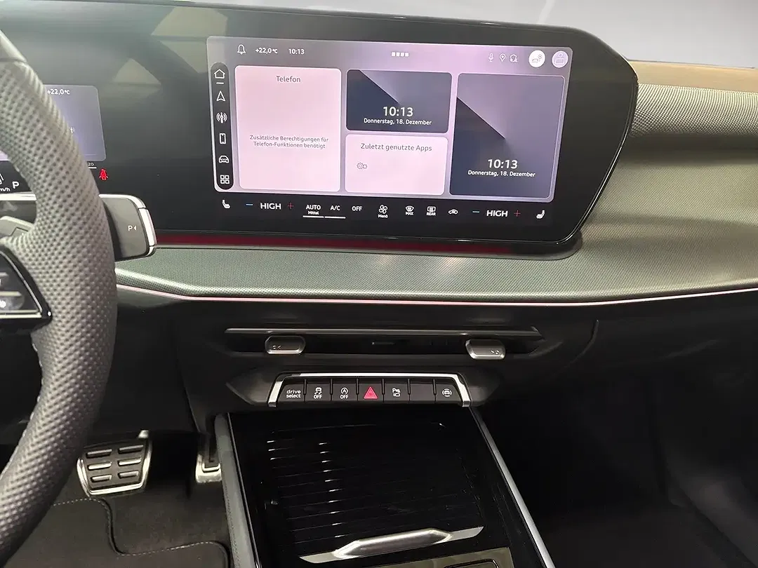 Audi Q3 TFSI S tronic quattro Sportback - Thumbnail 11