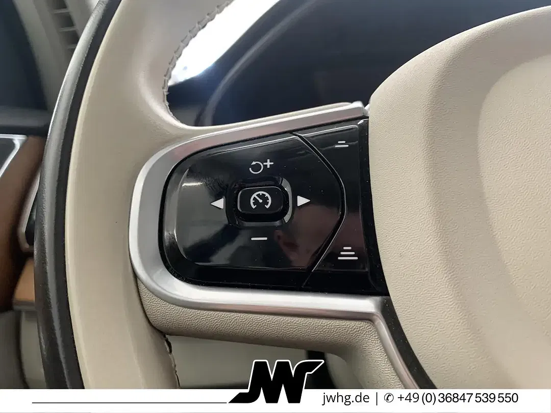 Volvo XC90 T8 Recharge Inscription - Thumbnail 9