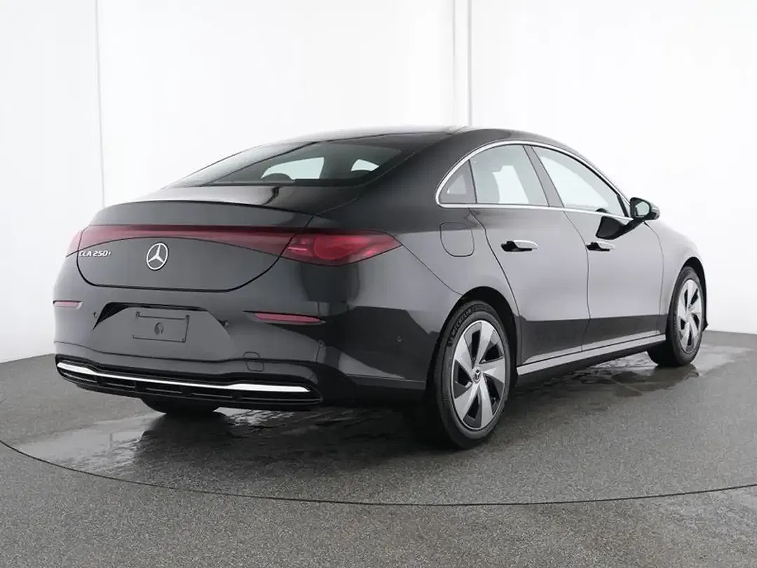 Mercedes-Benz CLA 250 EQ - foto 2