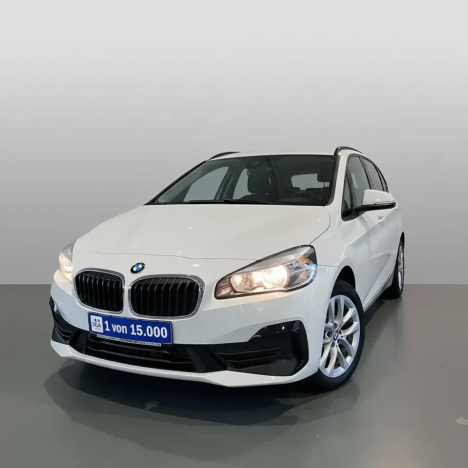 BMW 225 Active Tourer Advantage - Afbeelding 1