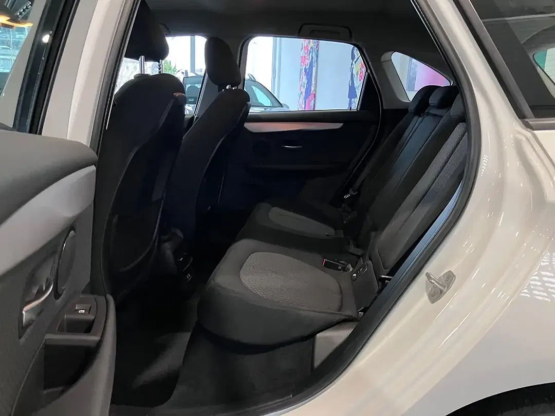 BMW 225 Active Tourer Advantage - Thumbnail 4