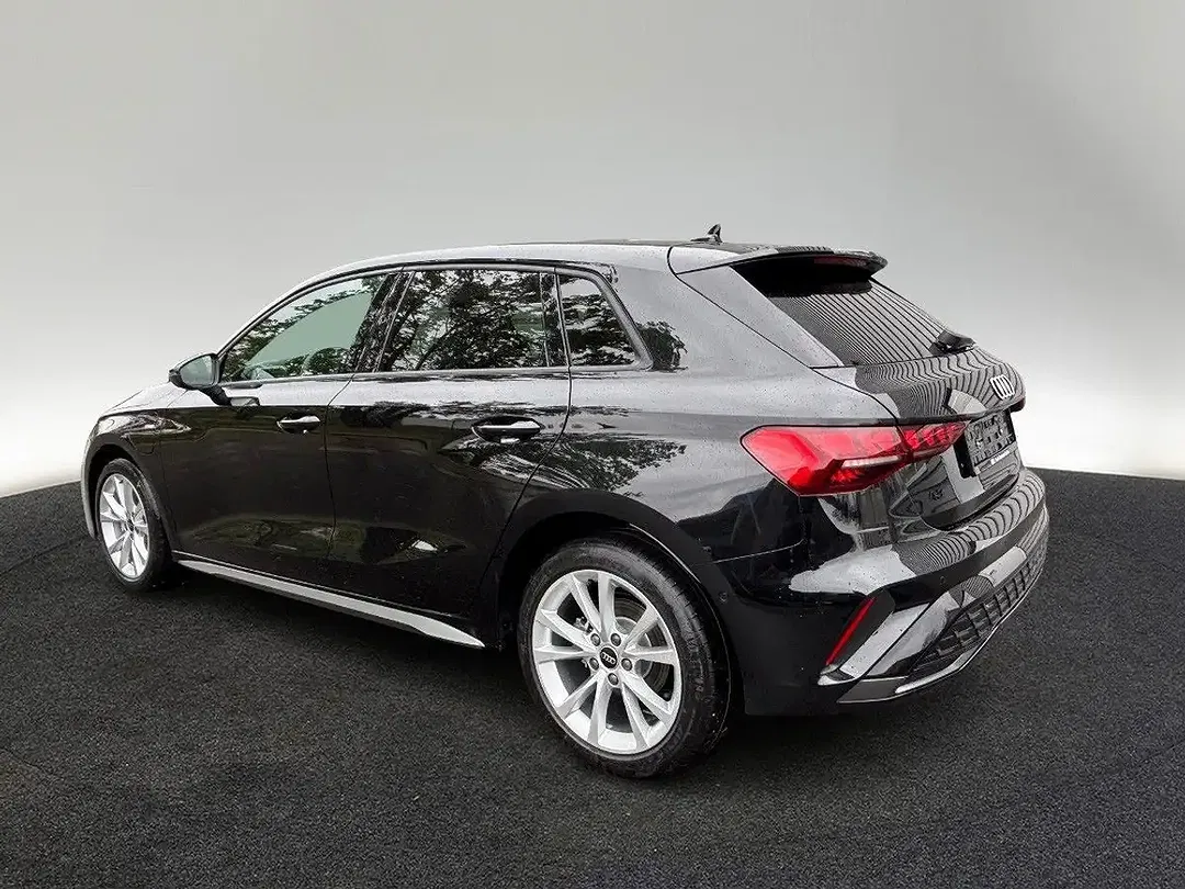 Audi A3 TFSI e S tronic S line - Thumbnail 3
