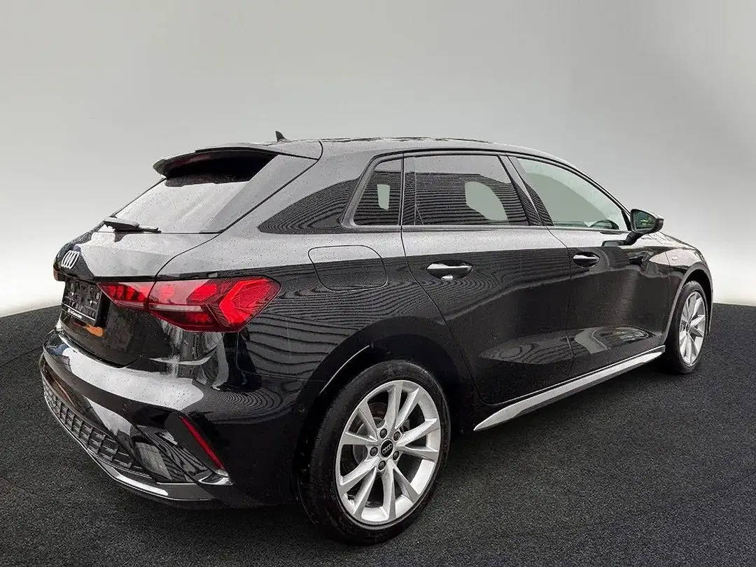 Audi A3 TFSI e S tronic S line - Thumbnail 5