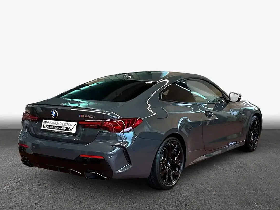 BMW M4 xDrive - foto 2