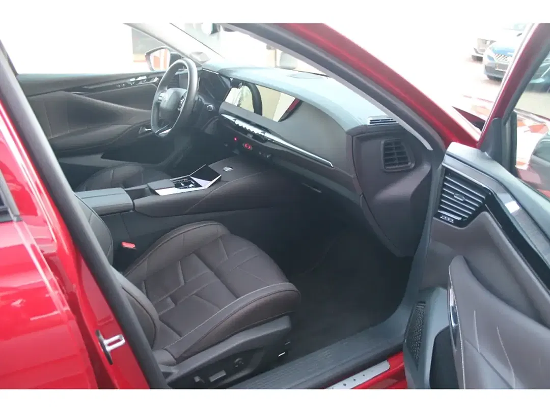 DS Automobiles DS 4 - Thumbnail 10