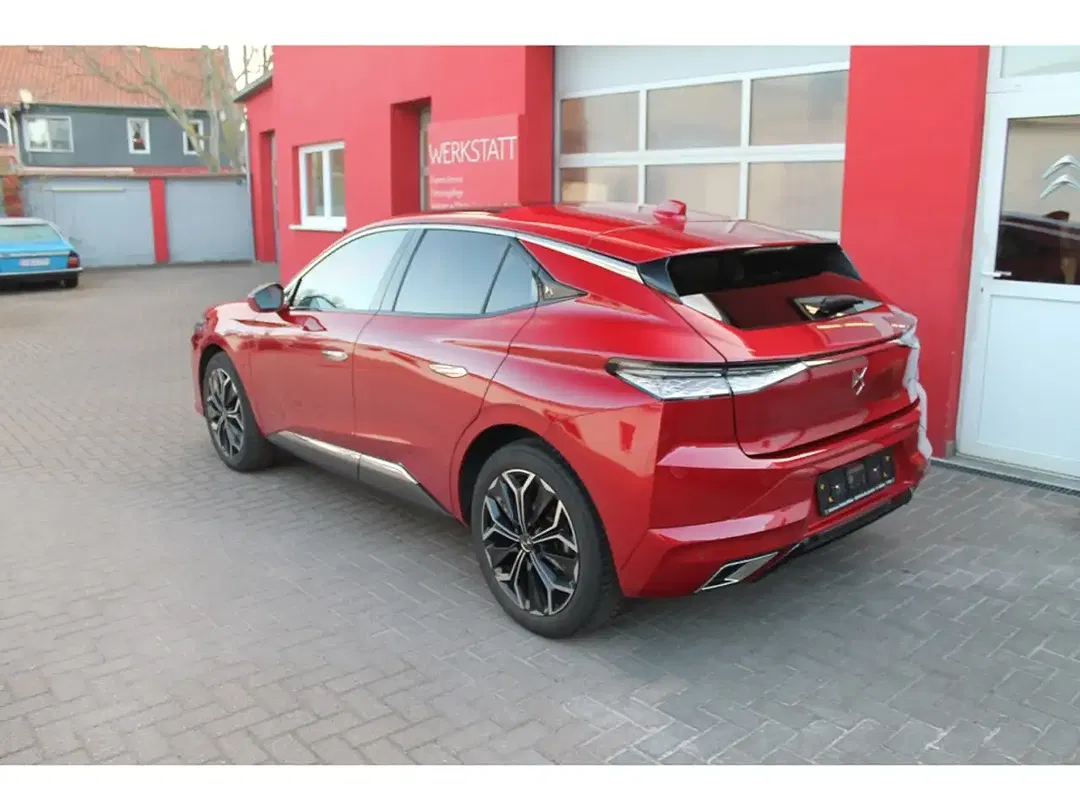 DS Automobiles DS 4 - Thumbnail 3
