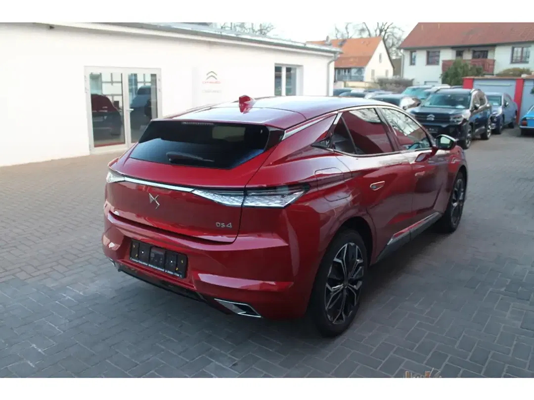DS Automobiles DS 4 - Thumbnail 5