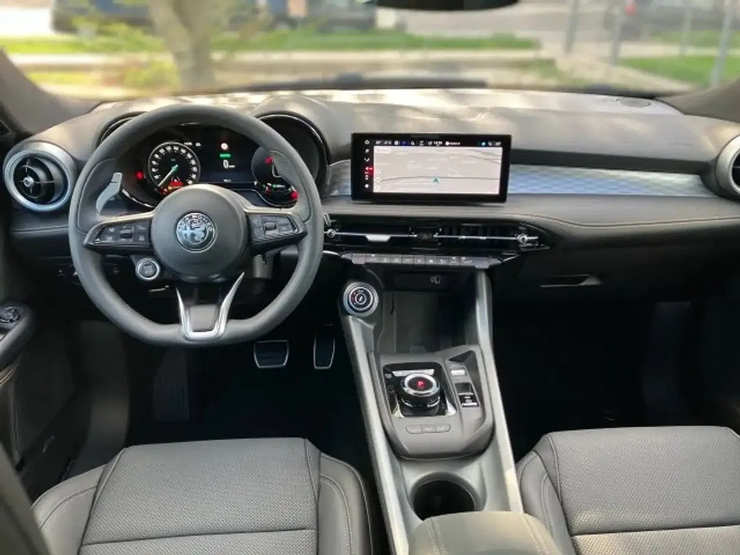 Alfa Romeo Tonale 1.3 Ibrida PHEV - Thumbnail 7