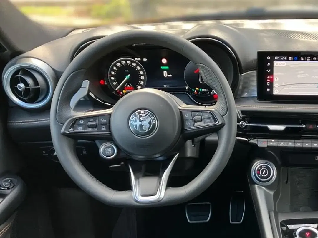 Alfa Romeo Tonale 1.3 Ibrida PHEV - Thumbnail 8