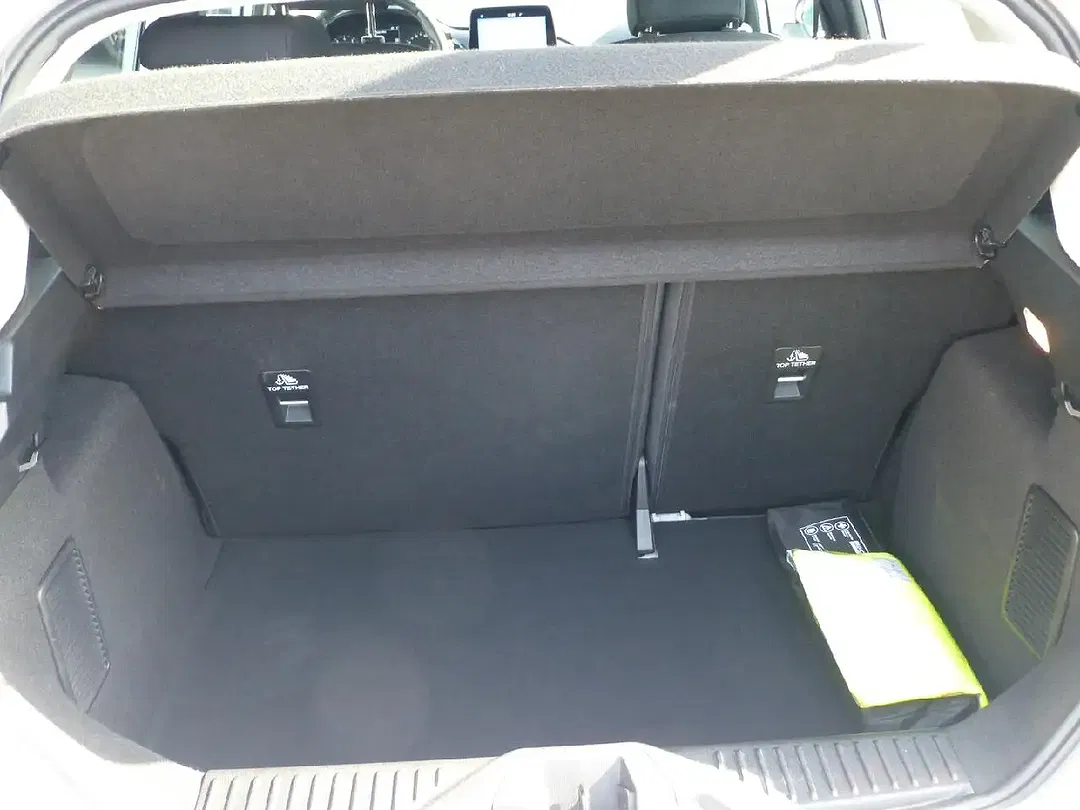 Ford Fiesta Cool & Connect - Thumbnail 10