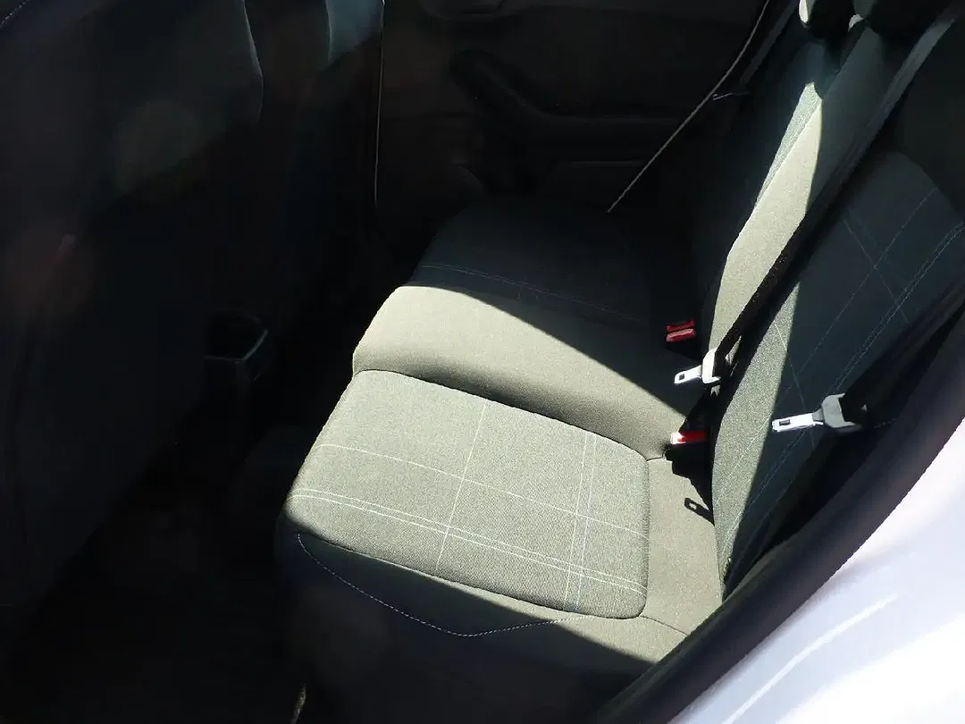 Ford Fiesta Cool & Connect - Thumbnail 9
