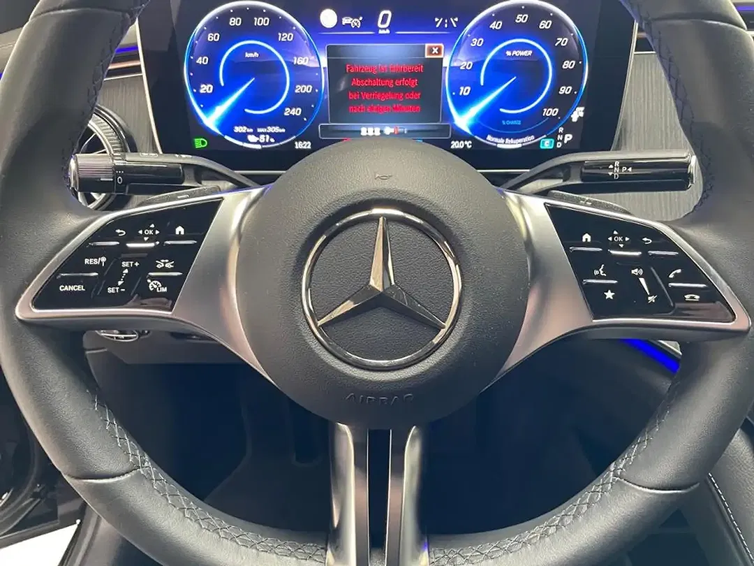 Mercedes-Benz EQE 300 AMG AIRMATIC Night - Thumbnail 11