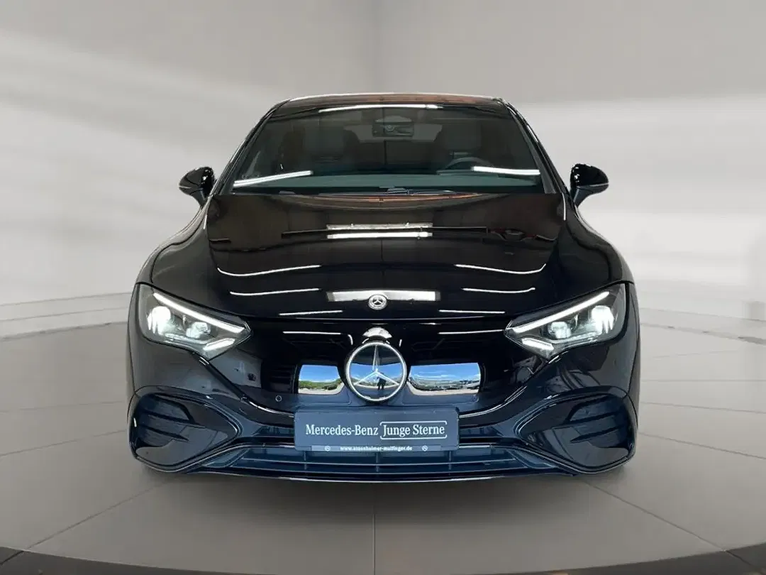 Mercedes-Benz EQE 300 AMG AIRMATIC Night - Thumbnail 5