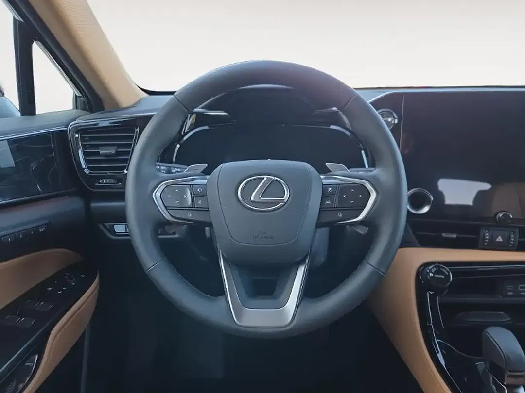 Lexus NX 350h Hybrid Executive Line - Thumbnail 14