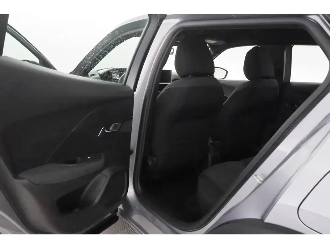 Peugeot 2008 145 AUT Hybrid Style - Thumbnail 19