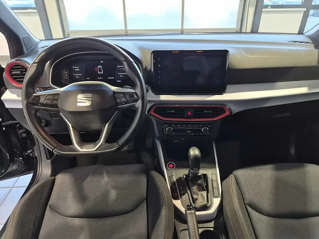SEAT Arona 1.5 TSI FR - Thumbnail 9