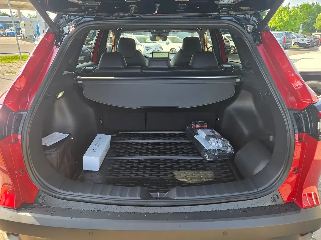 Toyota Corolla Cross GR Sport - Thumbnail 7