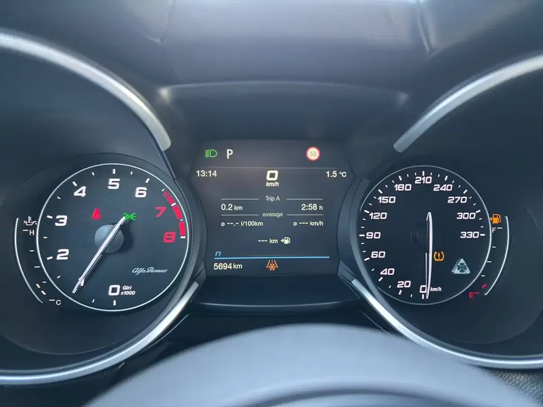 Alfa Romeo Quadrifoglio - foto 15