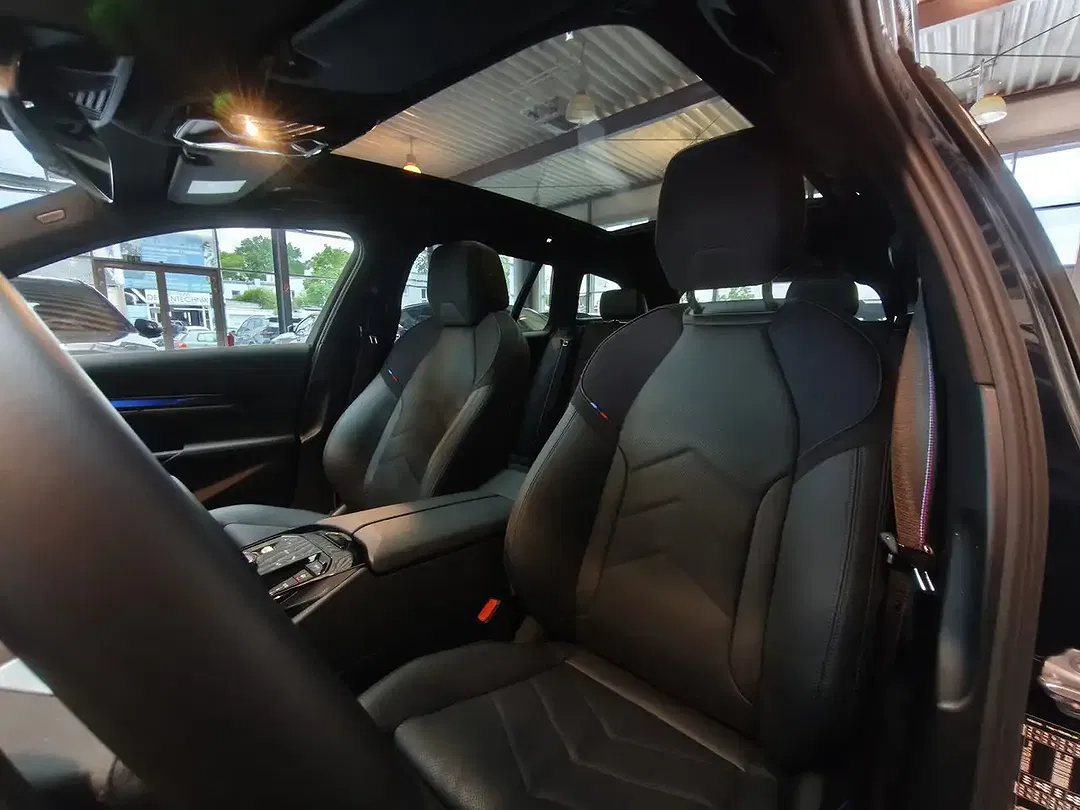BMW 520 Touring M Sport Pro - Thumbnail 10