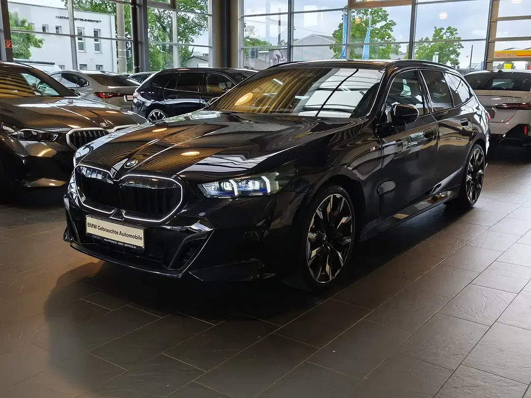 BMW 520 Touring M Sport Pro - Thumbnail 3
