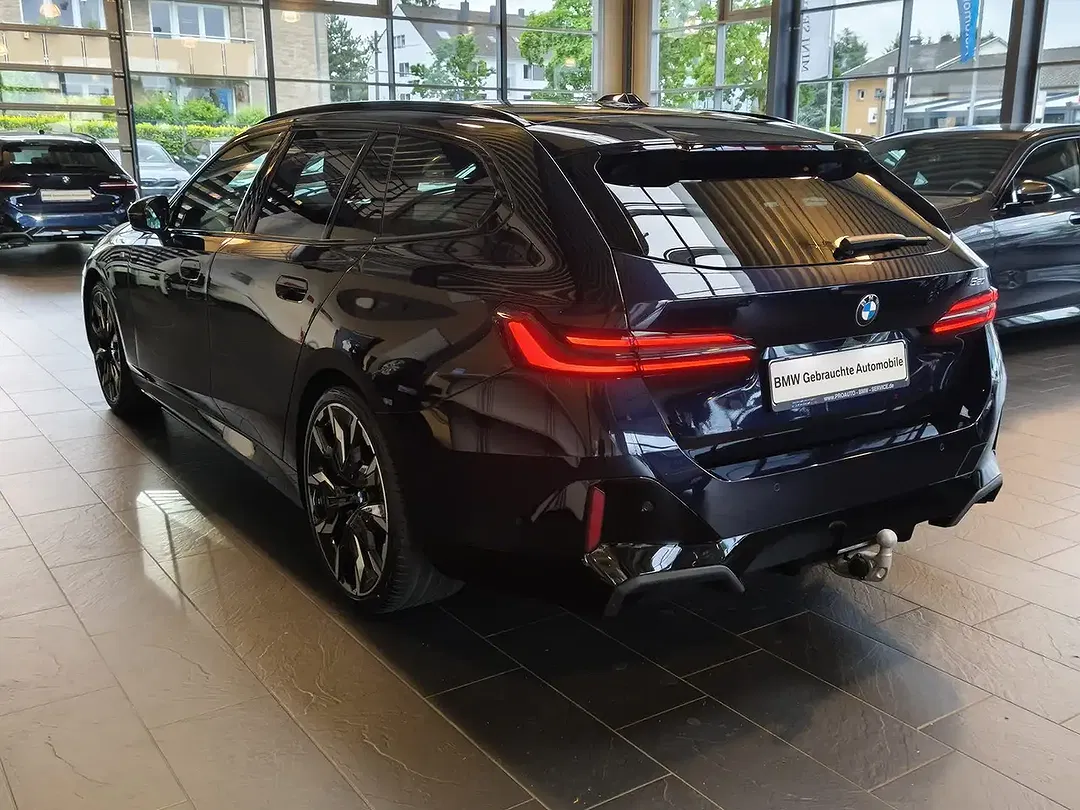 BMW 520 Touring M Sport Pro - Thumbnail 4