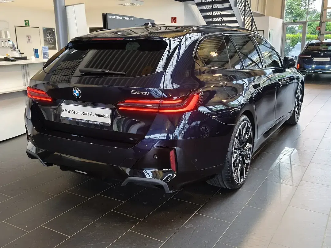 BMW 520 Touring M Sport Pro - Thumbnail 7
