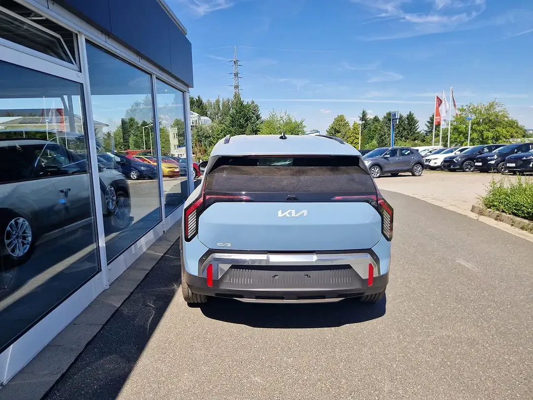Kia EV3 Earth - Thumbnail 6