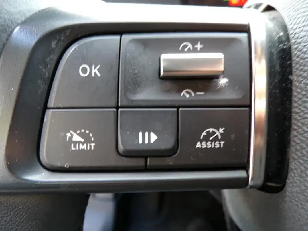 Citroen C4 - Thumbnail 11