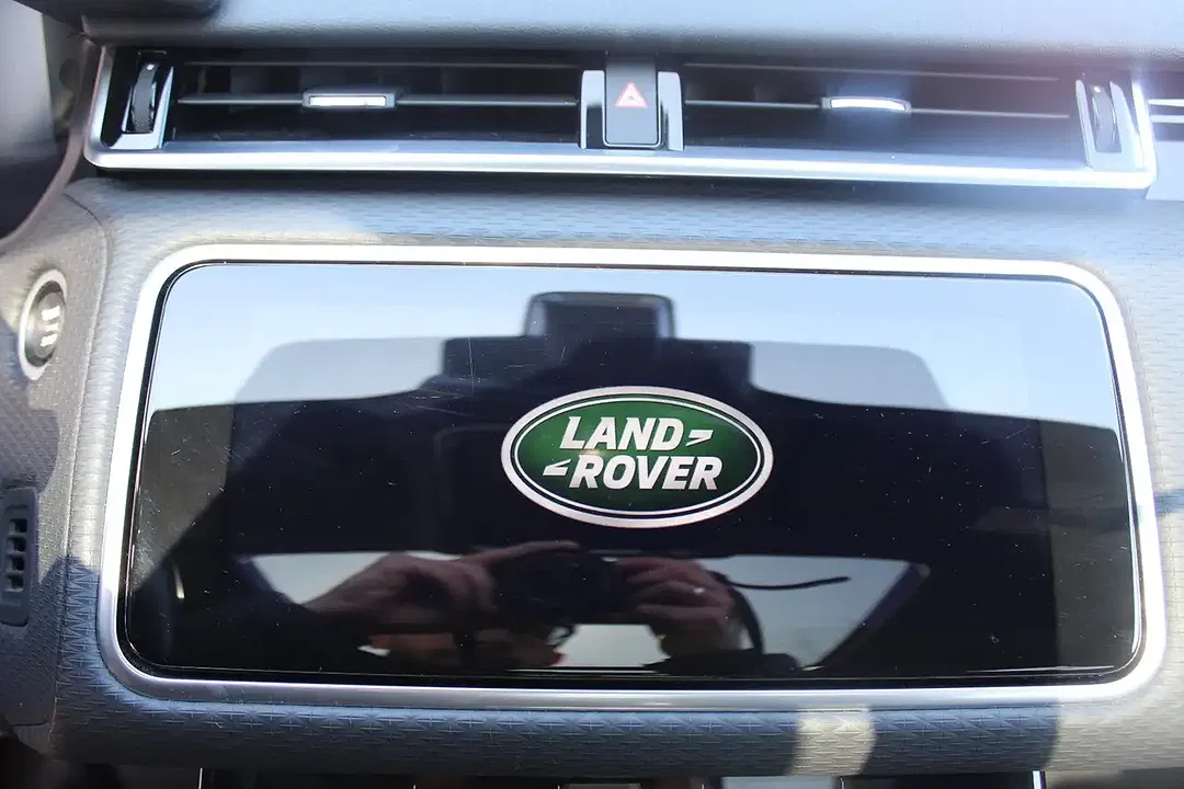 Land Rover Range Rover Velar R-Dynamic SE - Thumbnail 14