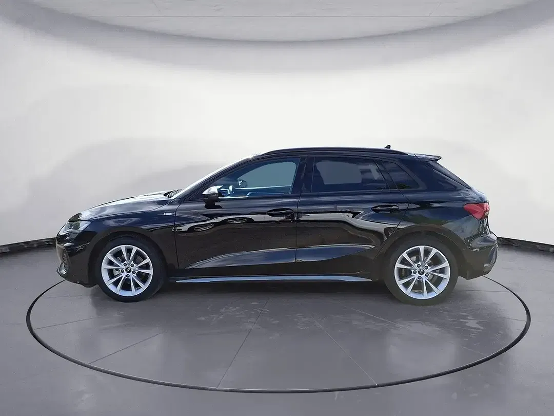 Audi A3 S tronic S line - Thumbnail 2