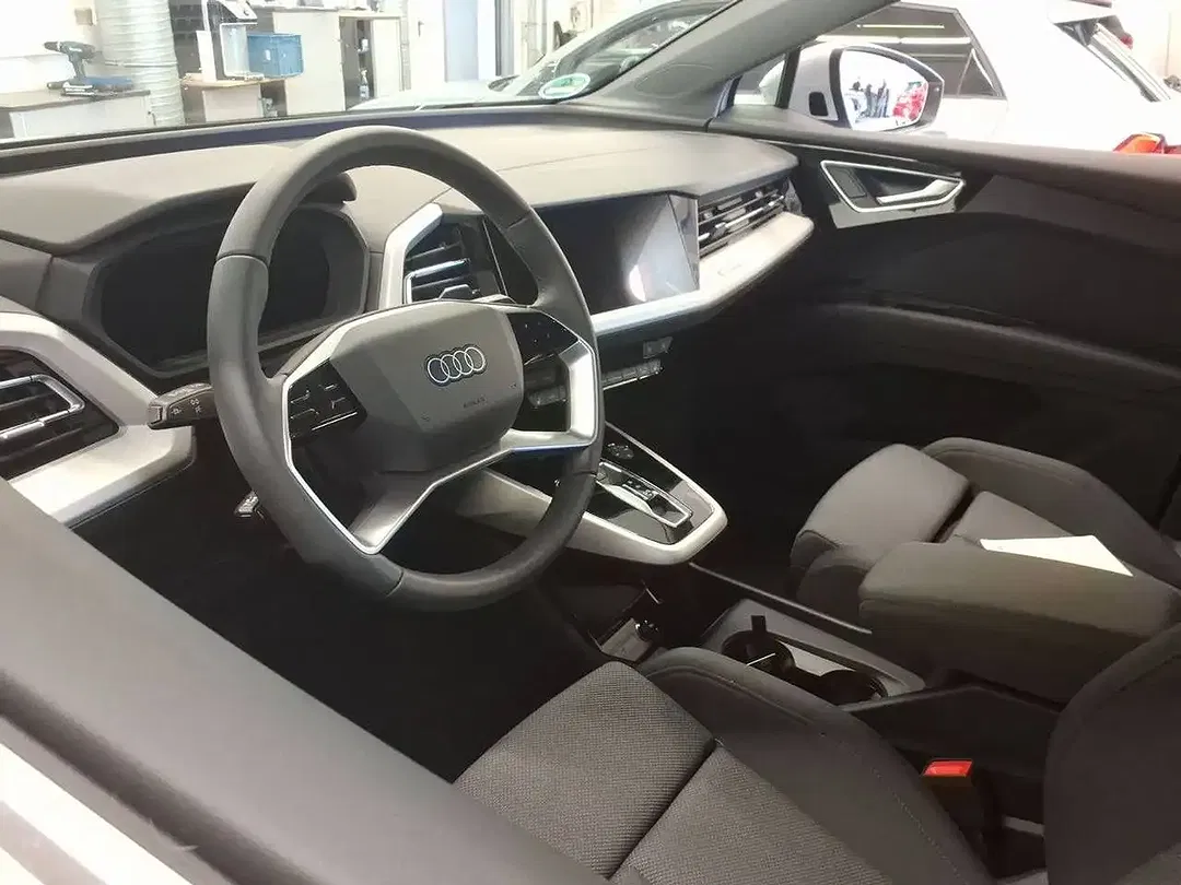 Audi Q4 e-tron 45 Matrix LED - Thumbnail 4