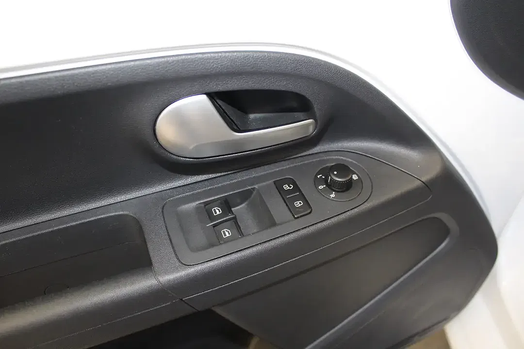 SEAT Mii EV Plus - Thumbnail 5