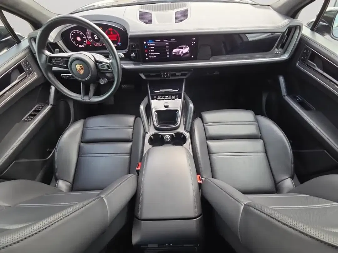 Porsche Cayenne - Thumbnail 3