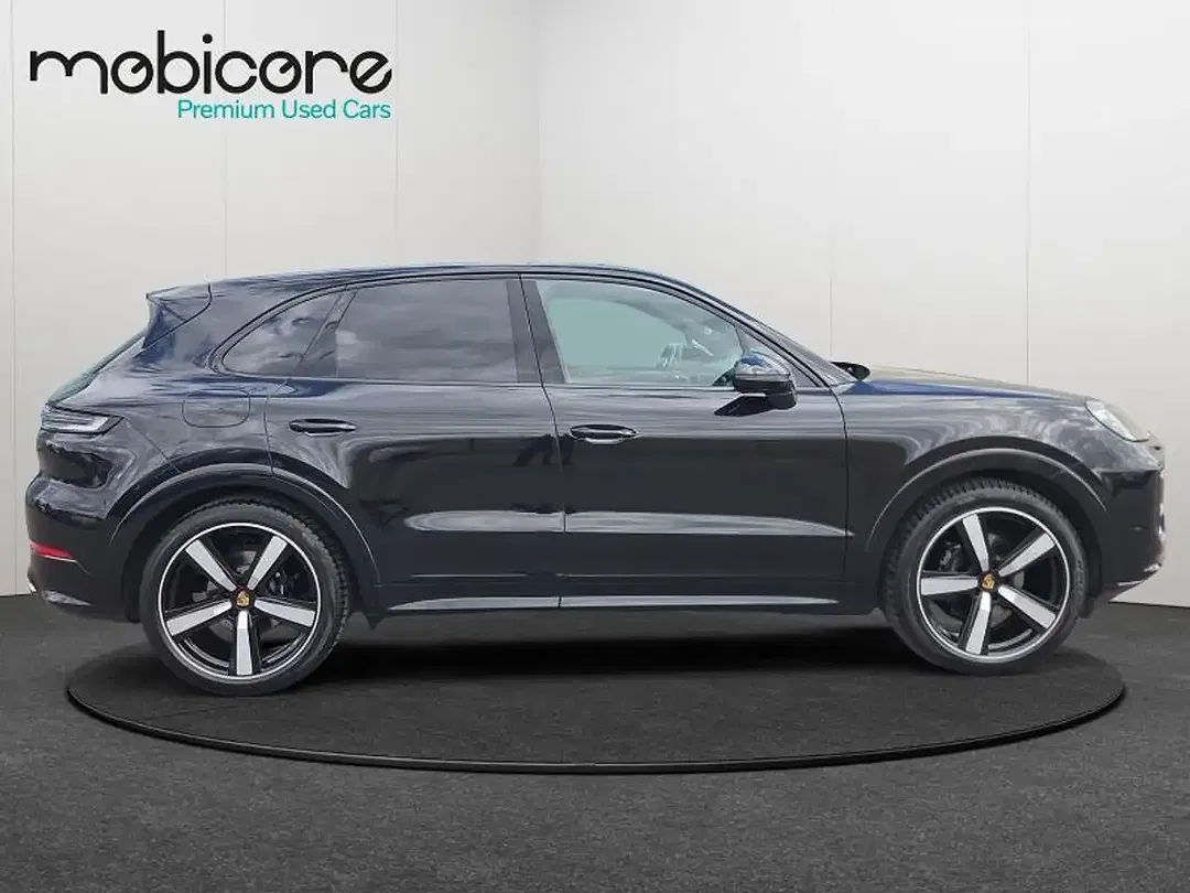 Porsche Cayenne - Thumbnail 7