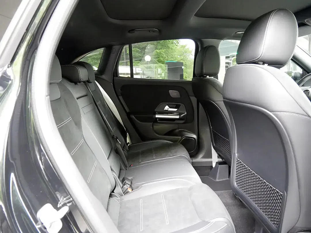 Mercedes-Benz GLA 250 EQ Hybrid AMG Night - Thumbnail 9