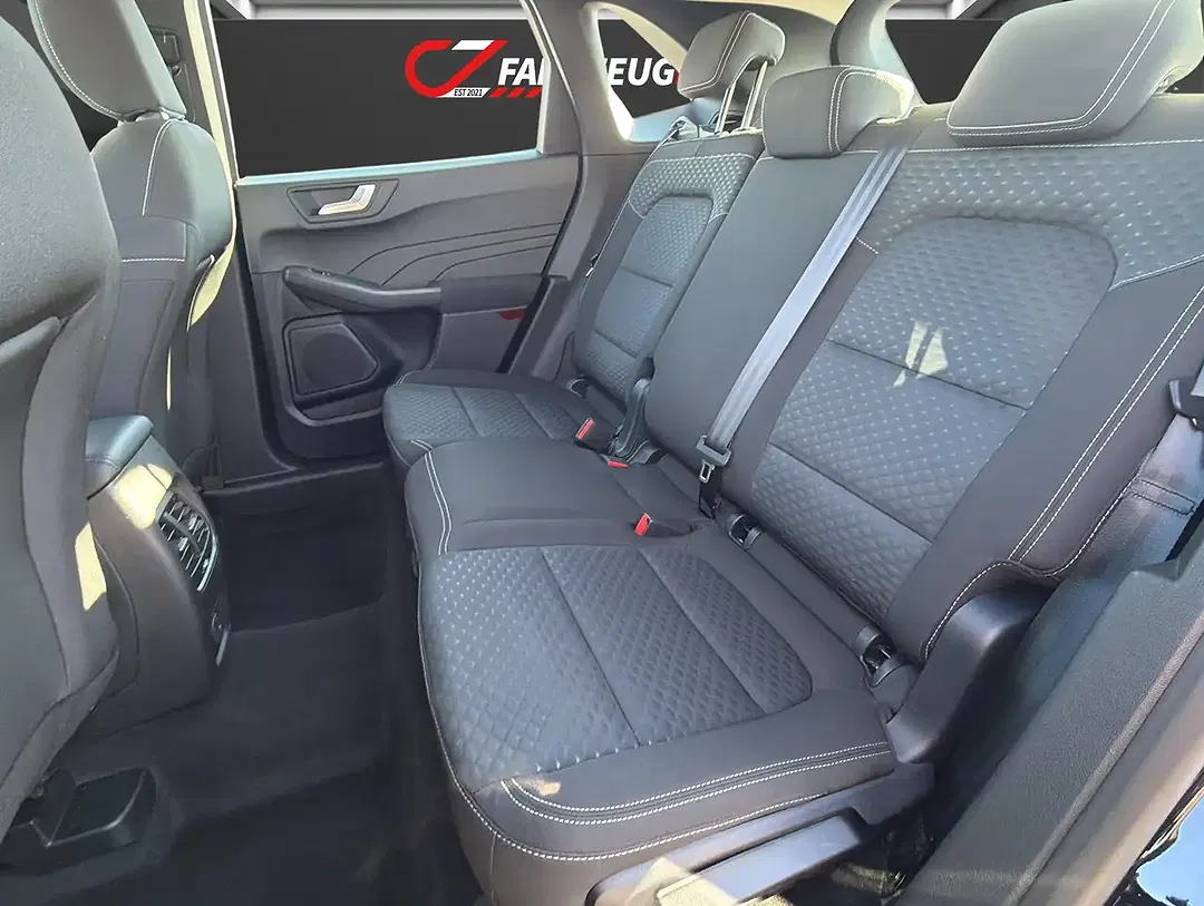 Ford Kuga Cool & Connect - Thumbnail 11