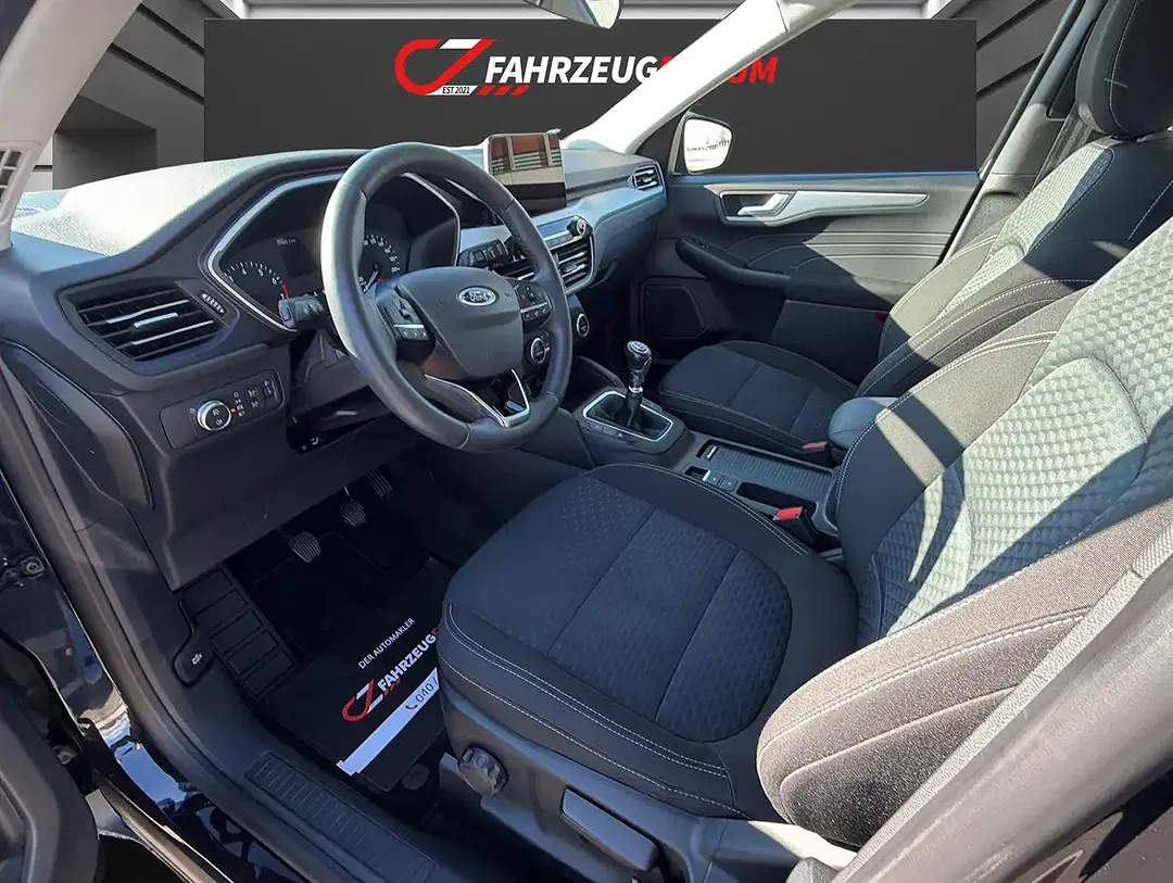 Ford Kuga Cool & Connect - Thumbnail 6