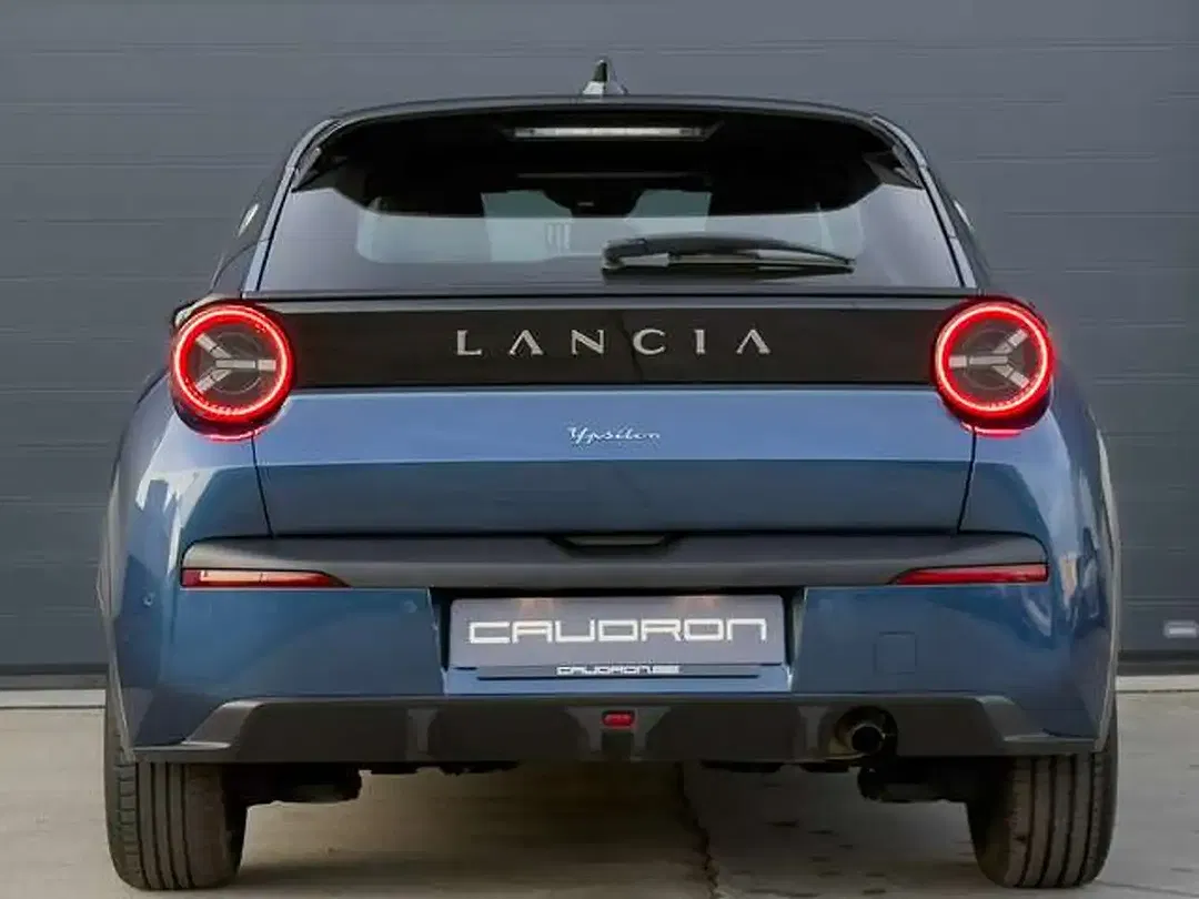 Lancia Ypsilon 1.2 MHEV - Thumbnail 16