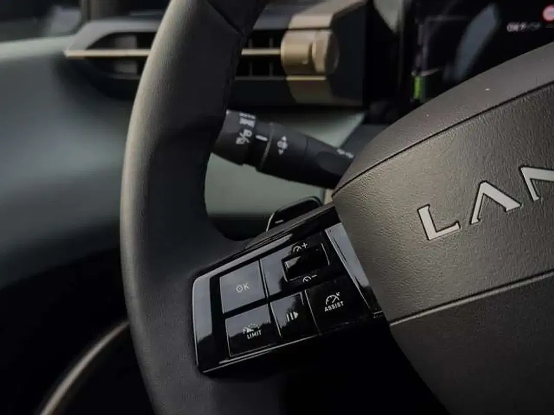 Lancia Ypsilon 1.2 MHEV - Thumbnail 7