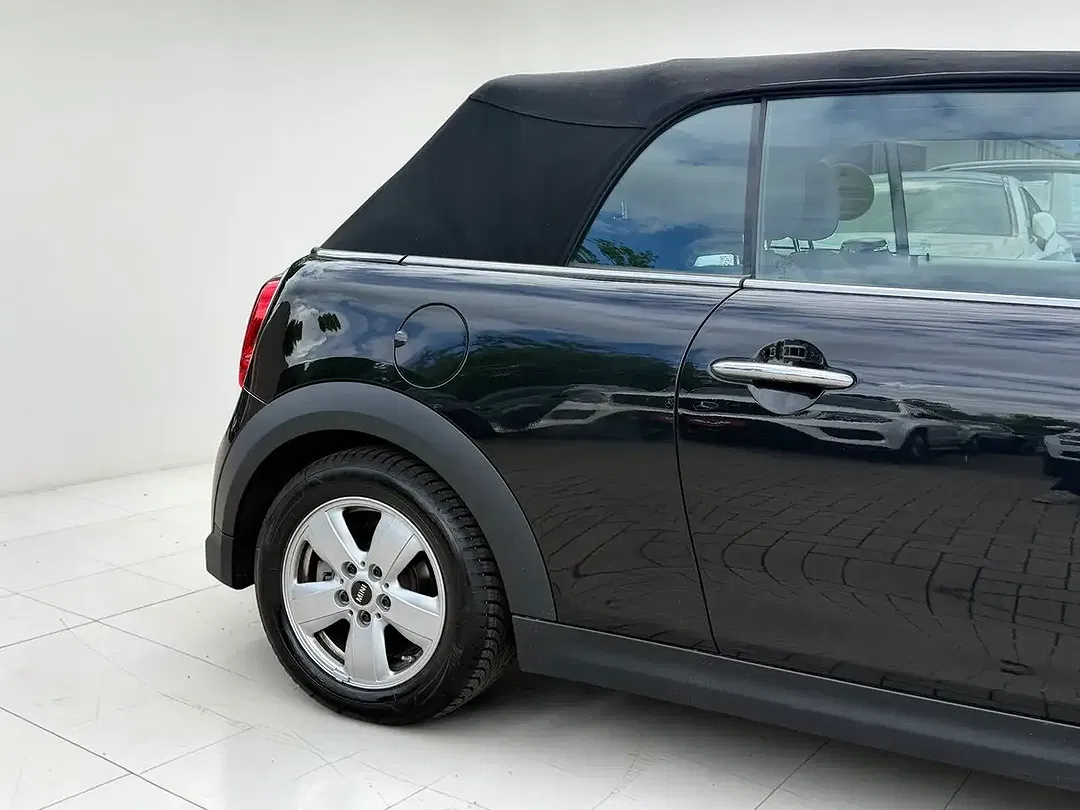 MINI Cooper 1.5 Essential Trim - Thumbnail 8