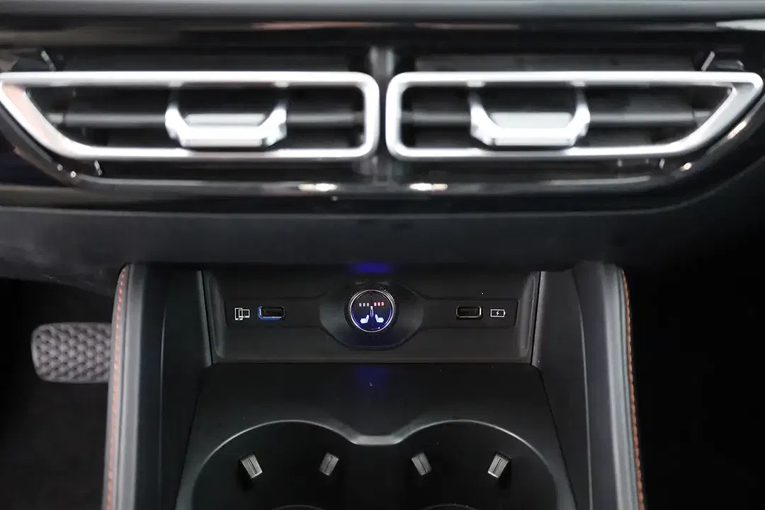 MG HS 1.5 T-GDI Hybrid+ AUT Luxury - Thumbnail 11