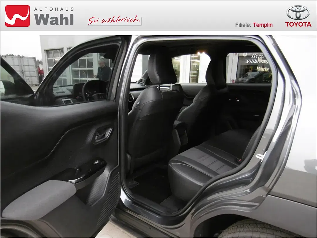 Toyota Urban Cruiser Lounge - Thumbnail 12