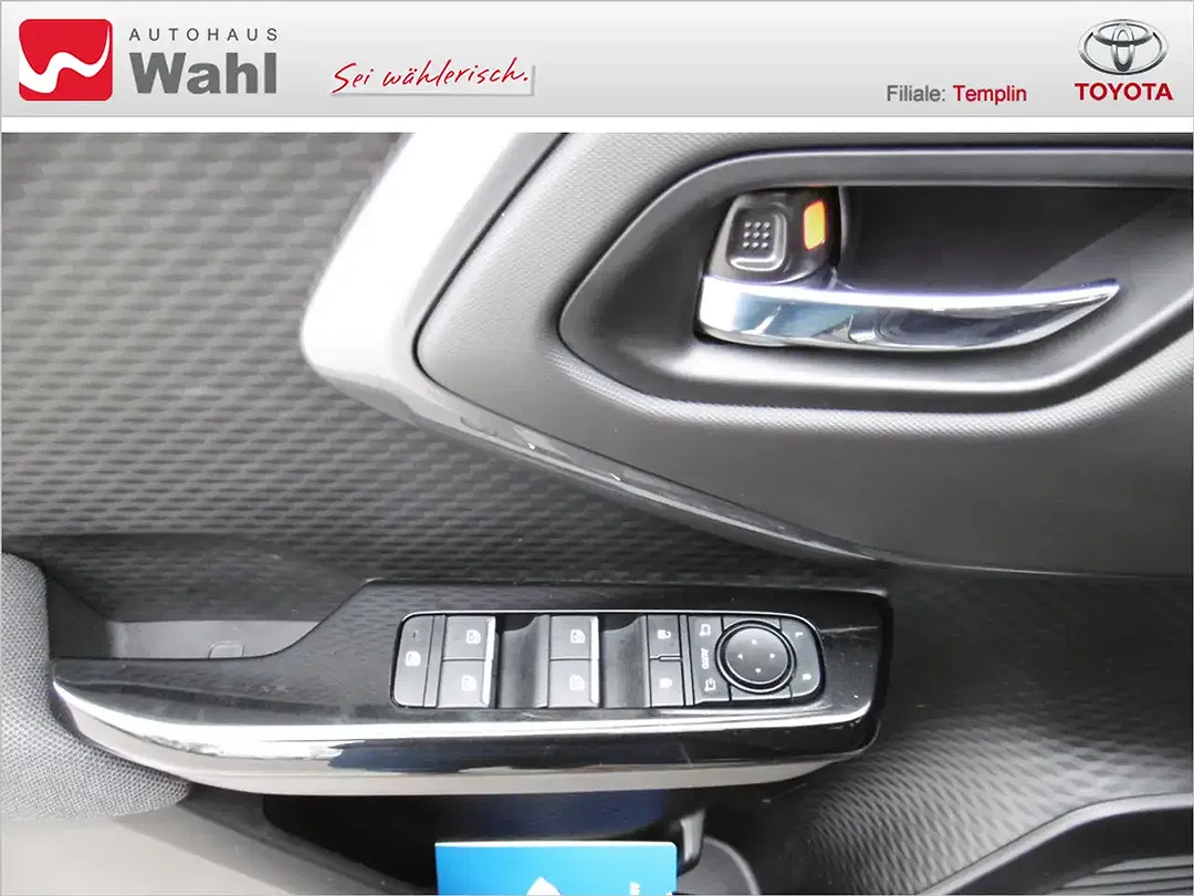 Toyota Urban Cruiser Lounge - Thumbnail 9