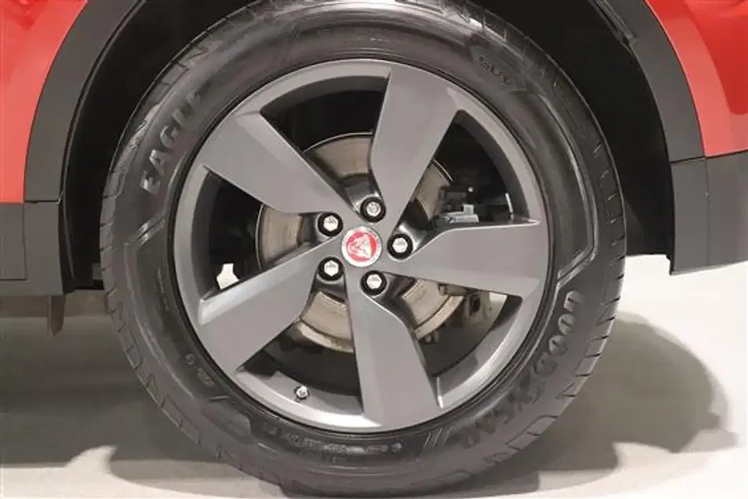 Jaguar E-Pace P200 2.0 4x4 - Thumbnail 4