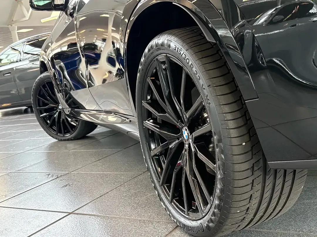 BMW X5 xDrive M Sport Pro - Thumbnail 4