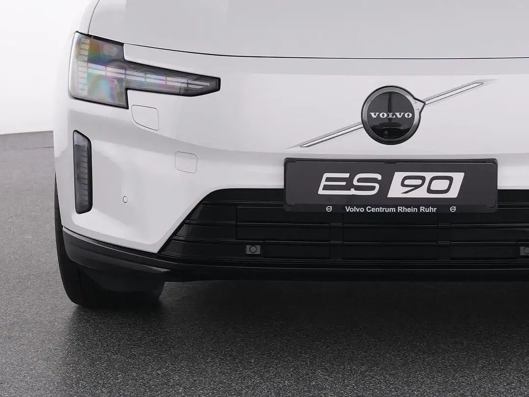 Volvo ES90 Extended Range Ultra - Thumbnail 16