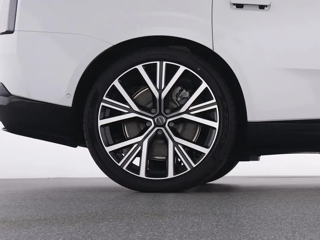 Volvo ES90 Extended Range Ultra - Thumbnail 22