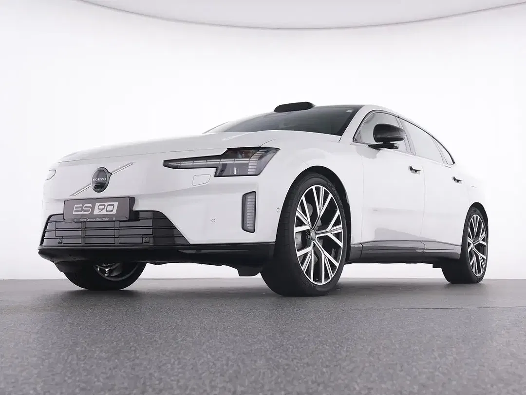Volvo ES90 Extended Range Ultra - Thumbnail 6